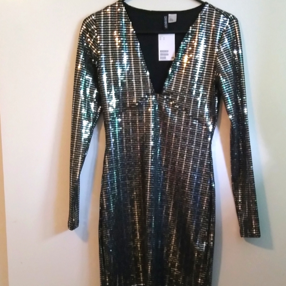 H&M Silver Shimmer Dress! Size S. NWT!